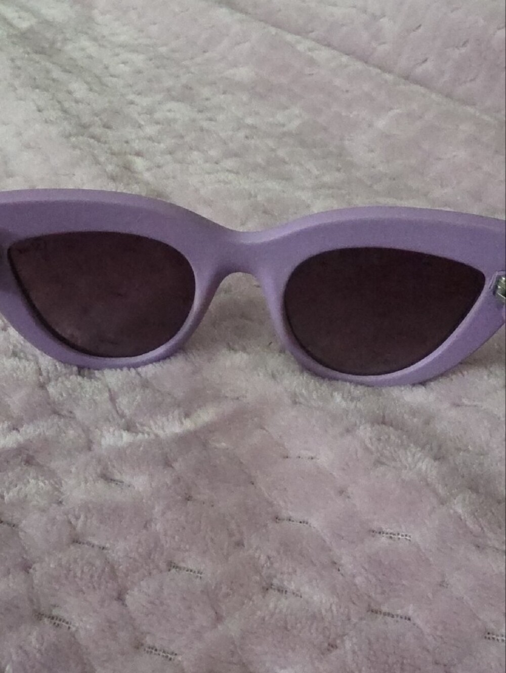 Quay Australia Lilac Cat-Eye Sunglasses Y2K.. with Dark OMBRE Lenses. See Adl Dt - Picture 6 of 16
